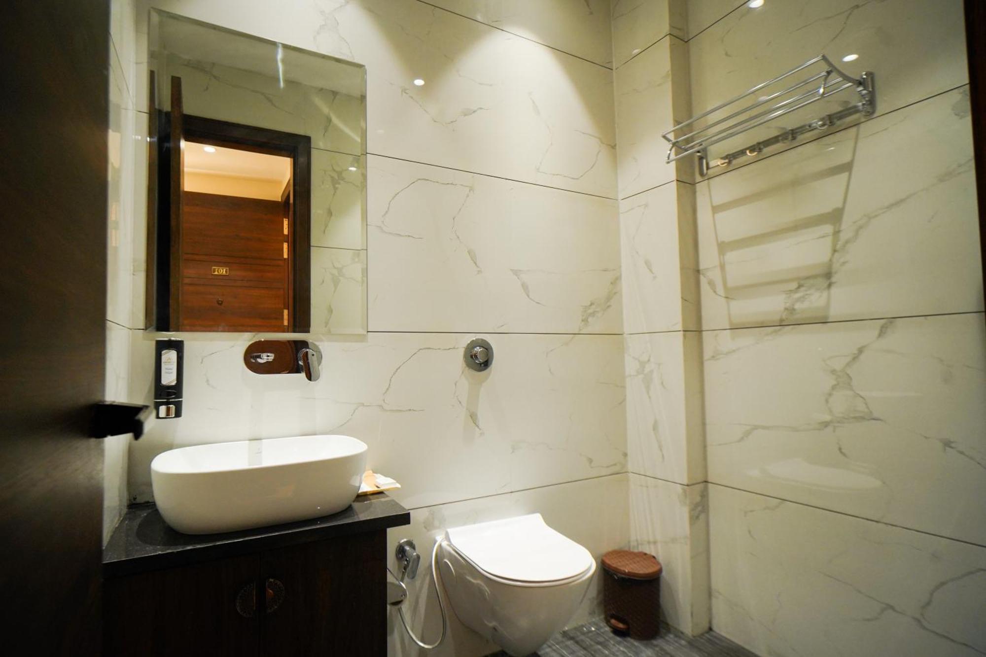 Hotel Ammison Inn & Suites Amritsar Luaran gambar