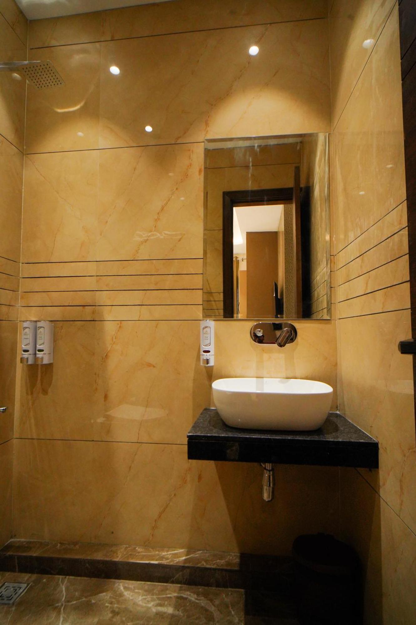 Hotel Ammison Inn & Suites Amritsar Luaran gambar